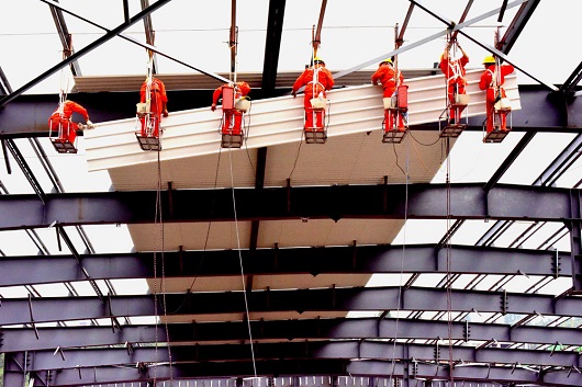 運(yùn)城鋼結(jié)構(gòu)加工彩鋼板安裝要點