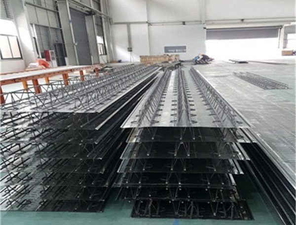 山西鋼結構廠家TD1—90鋼筋桁架樓承板規(guī)格與報價_山西怡達彩鋼