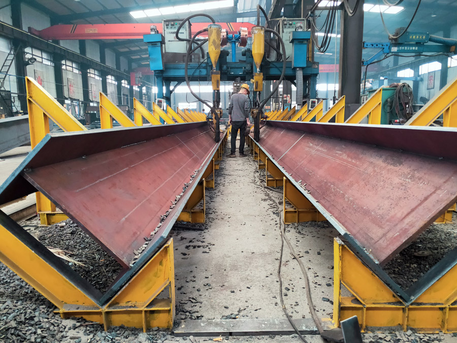 新疆鋼結構加工生產(chǎn)